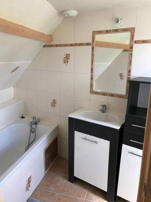 Maisonnette Au Pied Du Mont Dol Zewnętrze zdjęcie